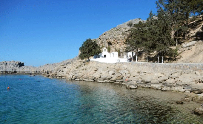 Έκαναν έκτροπα μετά το γάμο σε γνωστό μοναστήρι της Ρόδου και ο Μητροπολίτης απαγόρευσε τις τελετές